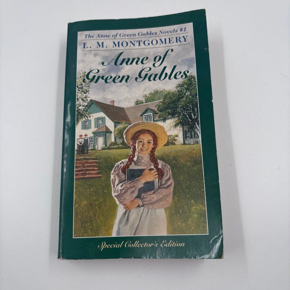 Anne of Green Gables Paperback Special Collector's Edition Complete Unabridged